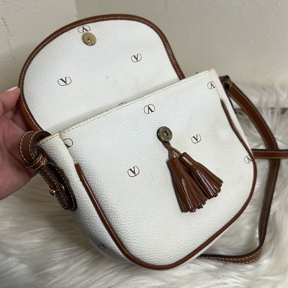 šÆAuthenticāValentino Garavani Small Crossbody š - Picture 4 of 17